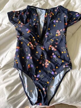 Cupshe Navy Floral Zip Front One-Piece Swimsuit